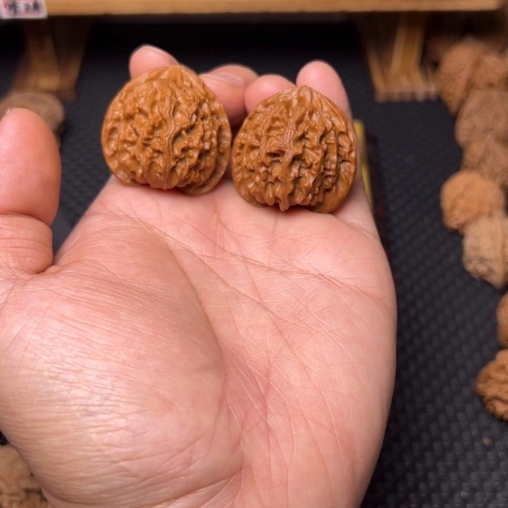 吊坠文玩核桃苹果园