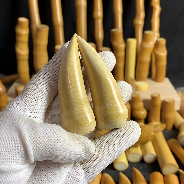 【闪购商品】~*.实心玉竹黄皮牙一对