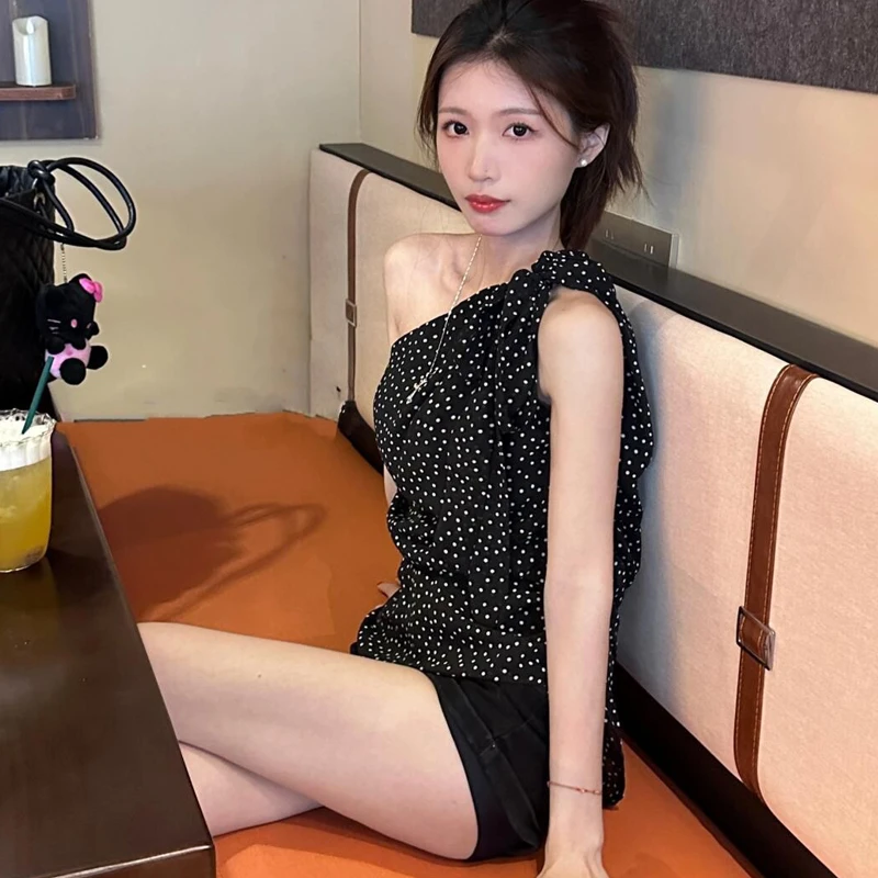 2025夏季新款复古修身波点雪纺上衣纯欲性感露肩吊带辣妹法式洋气