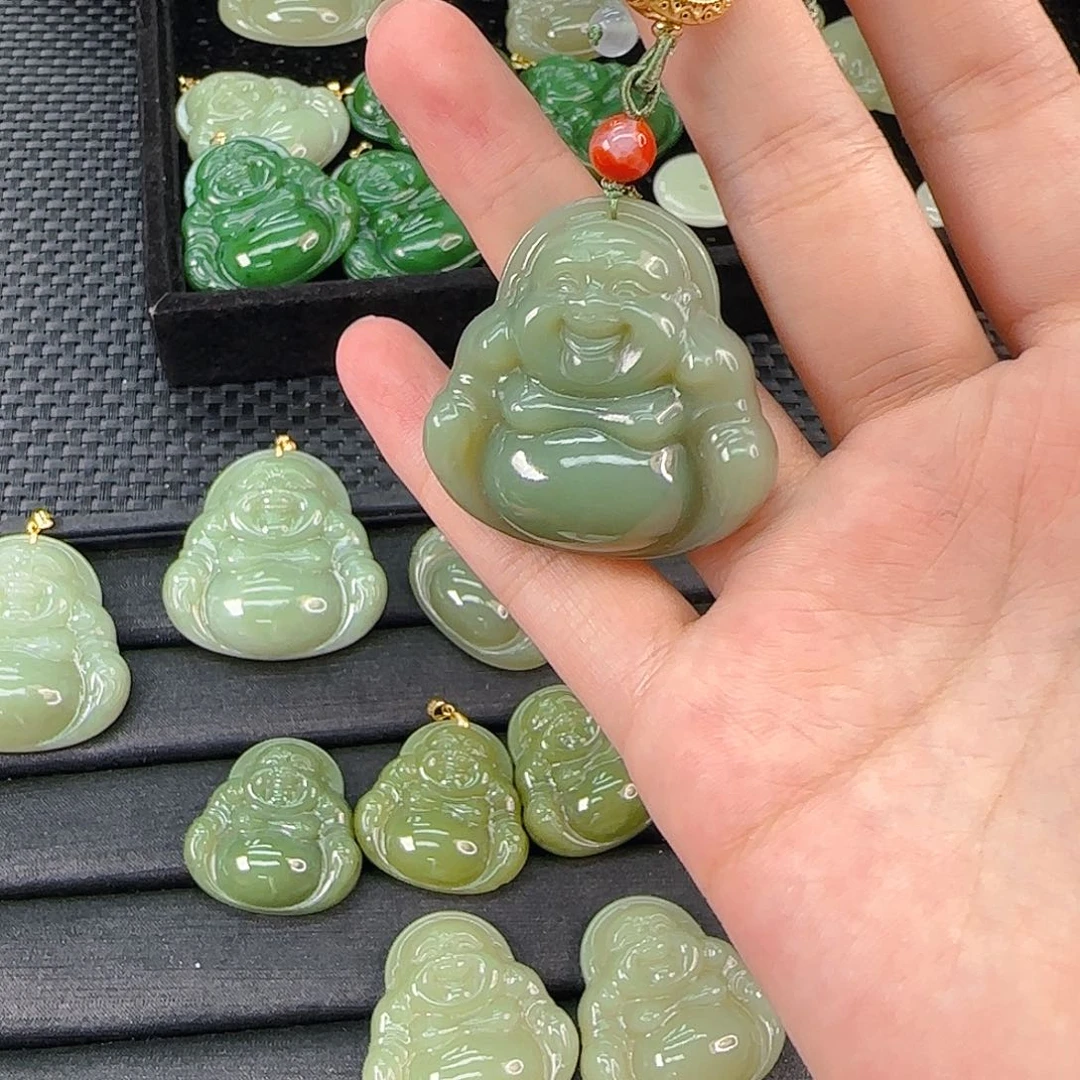 颈饰未镶嵌和田玉晴水佛公卡40