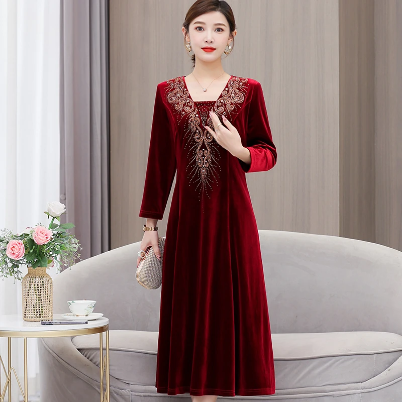 高级感连衣裙2025新款金丝绒妈妈婚宴平时可穿宴会洋气时尚礼服女