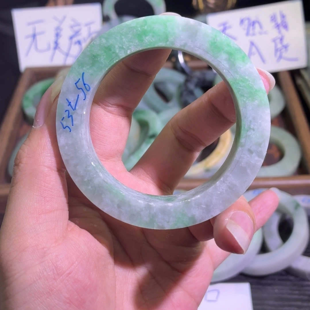 定制翡翠未镶嵌翡翠A货手镯毛胚定制