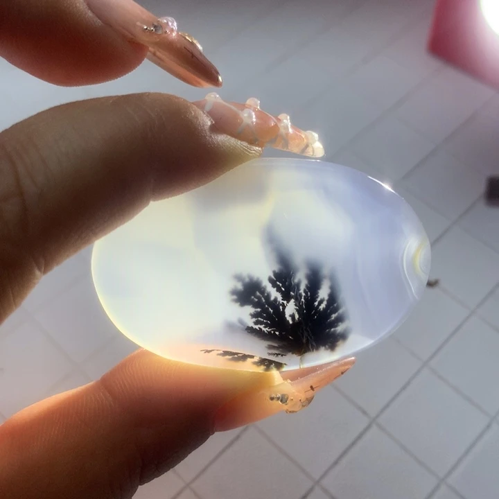 張***靈玛瑙/玉髓未镶嵌颈饰