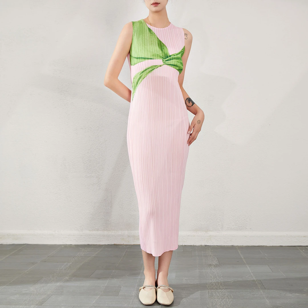 打底背心气质裙子夏季高级感小众修身显瘦包臀收腰褶皱连衣裙长裙