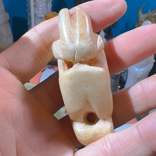 未镶嵌和田玉（糖玉）挂件