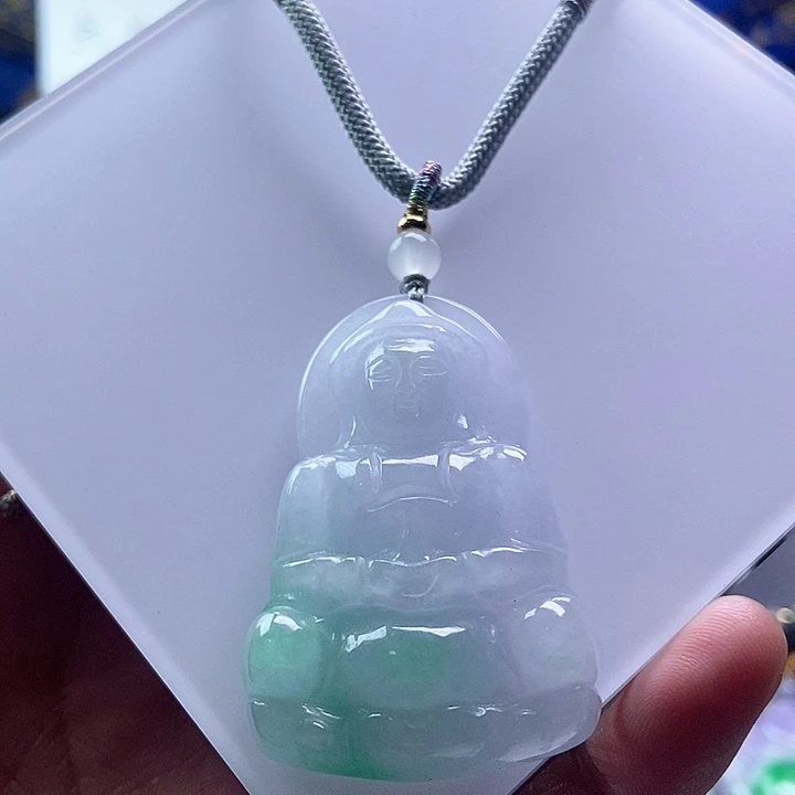 吊坠(赠链)未镶嵌翡翠