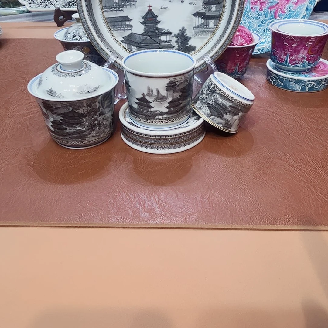 摆件景德镇陶瓷研究所从事生产