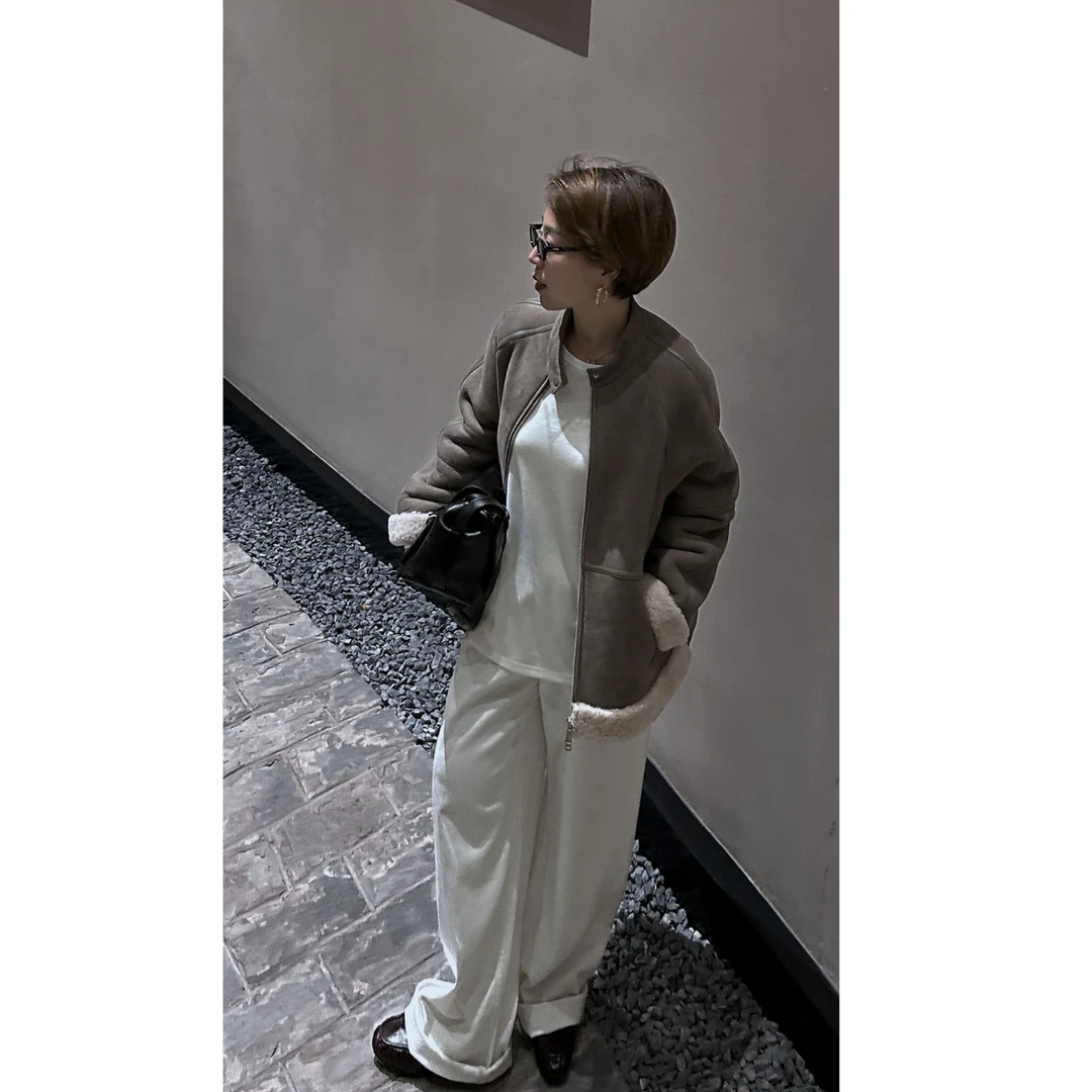 【苏黎世的冬】西班牙進口柔雾感拼接白鹅绒皮毛一体外套25430013