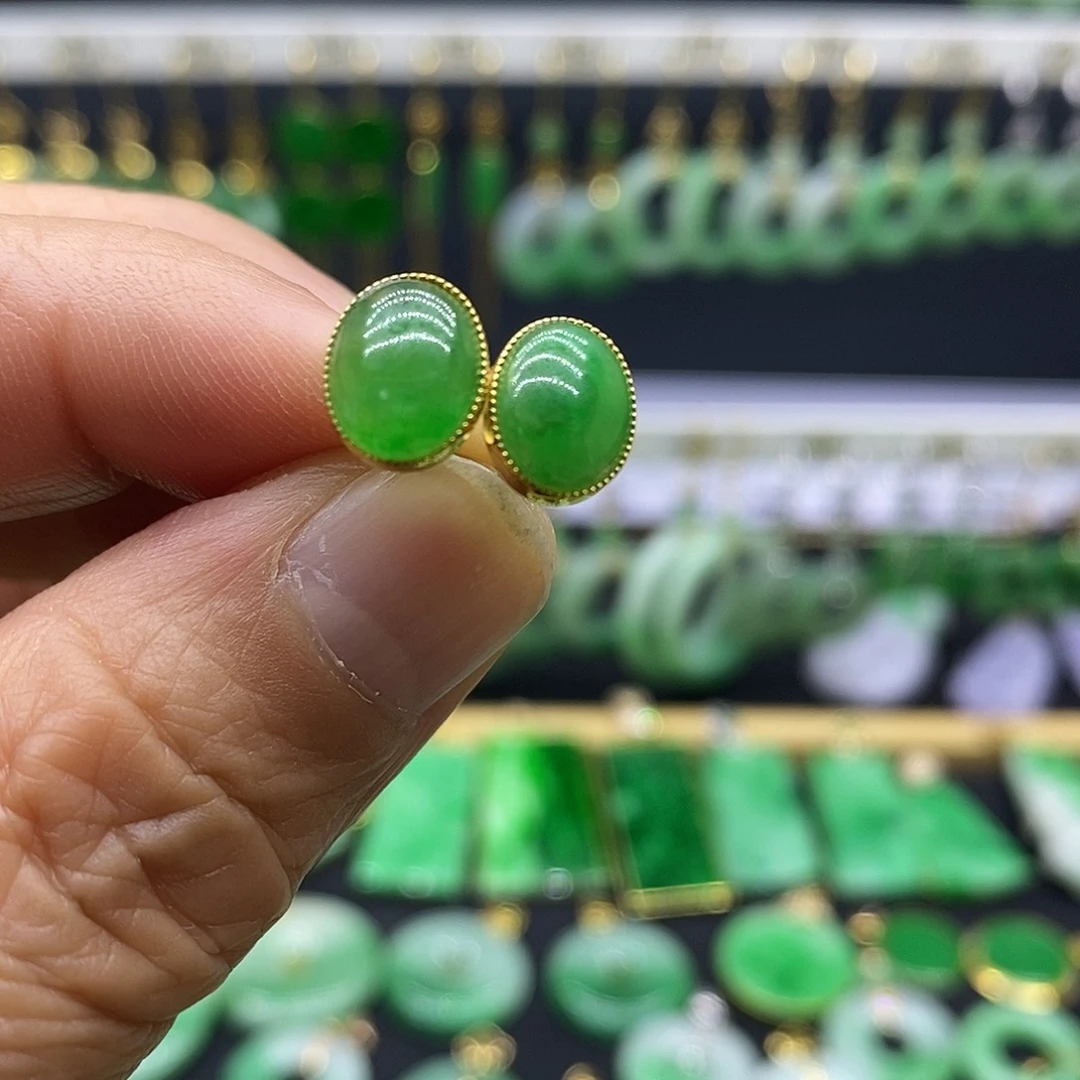 翡翠18K金镶嵌耳饰耳坠