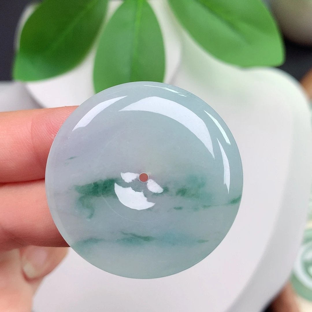 颈饰未镶嵌翡翠平安扣 35.6x5.6mm