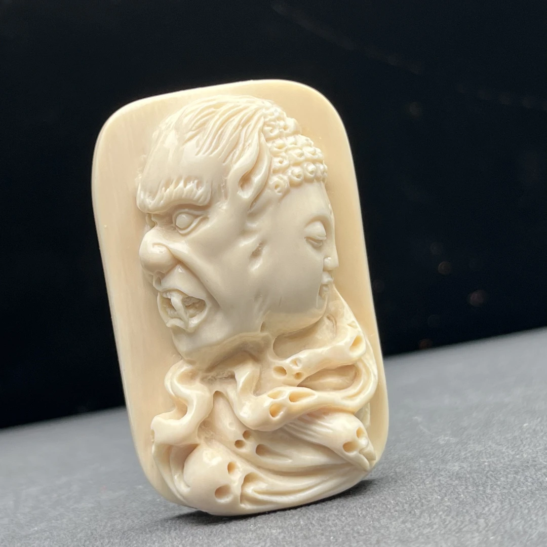 K7186天然猛犸牙 一念之间雕刻牌 35*56*16mm支持鉴定 假一罚四