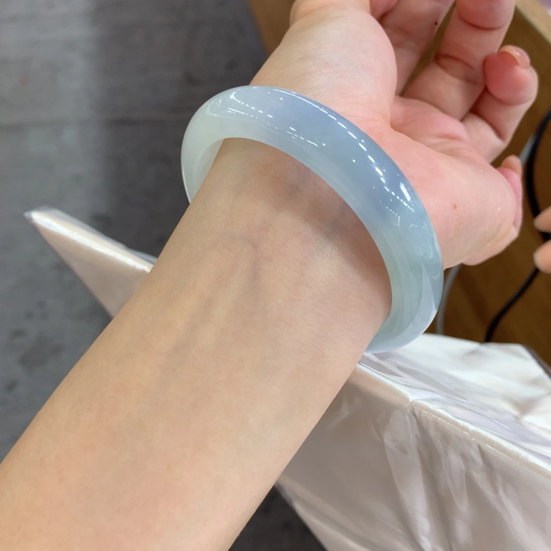 翡翠未镶嵌手镯天然Ａ货翡翠56/57