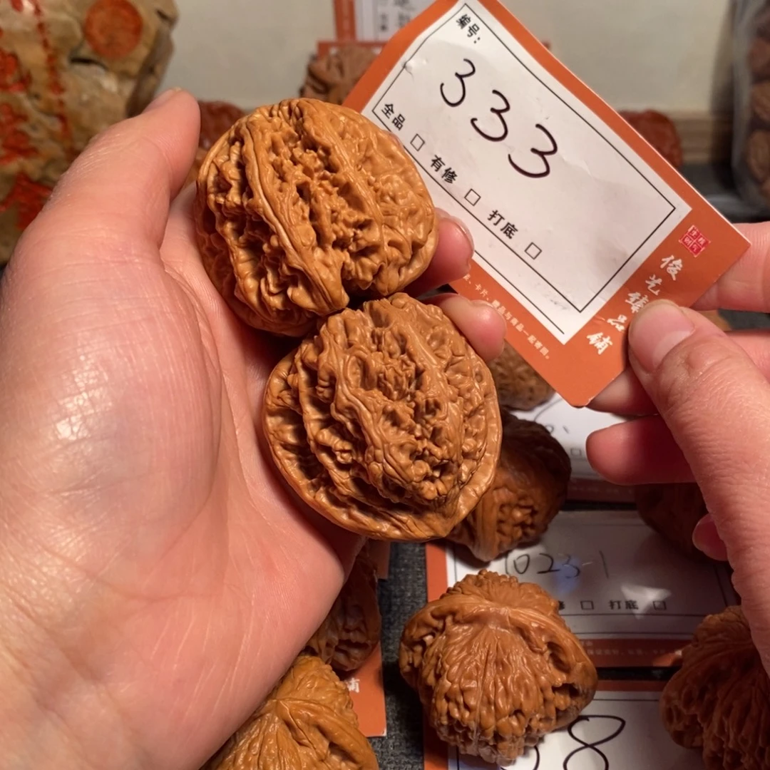 文玩核桃把件44粗筋333