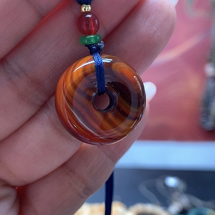 玛瑙/玉髓颈饰合金