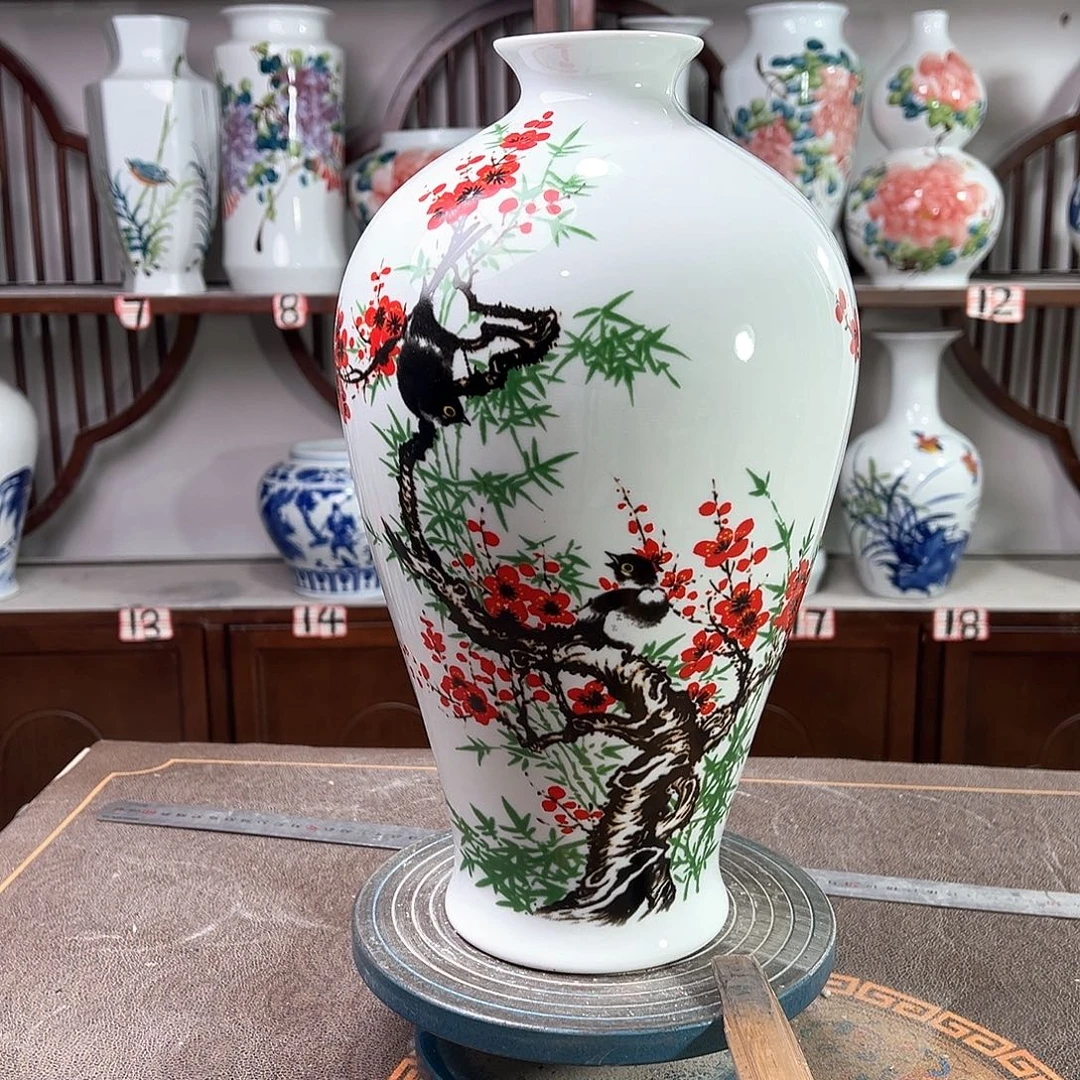 摆件景德镇陶瓷梅花