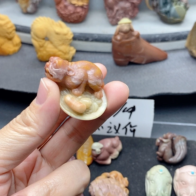 【闪购商品】定制石英质玉吊坠未镶嵌