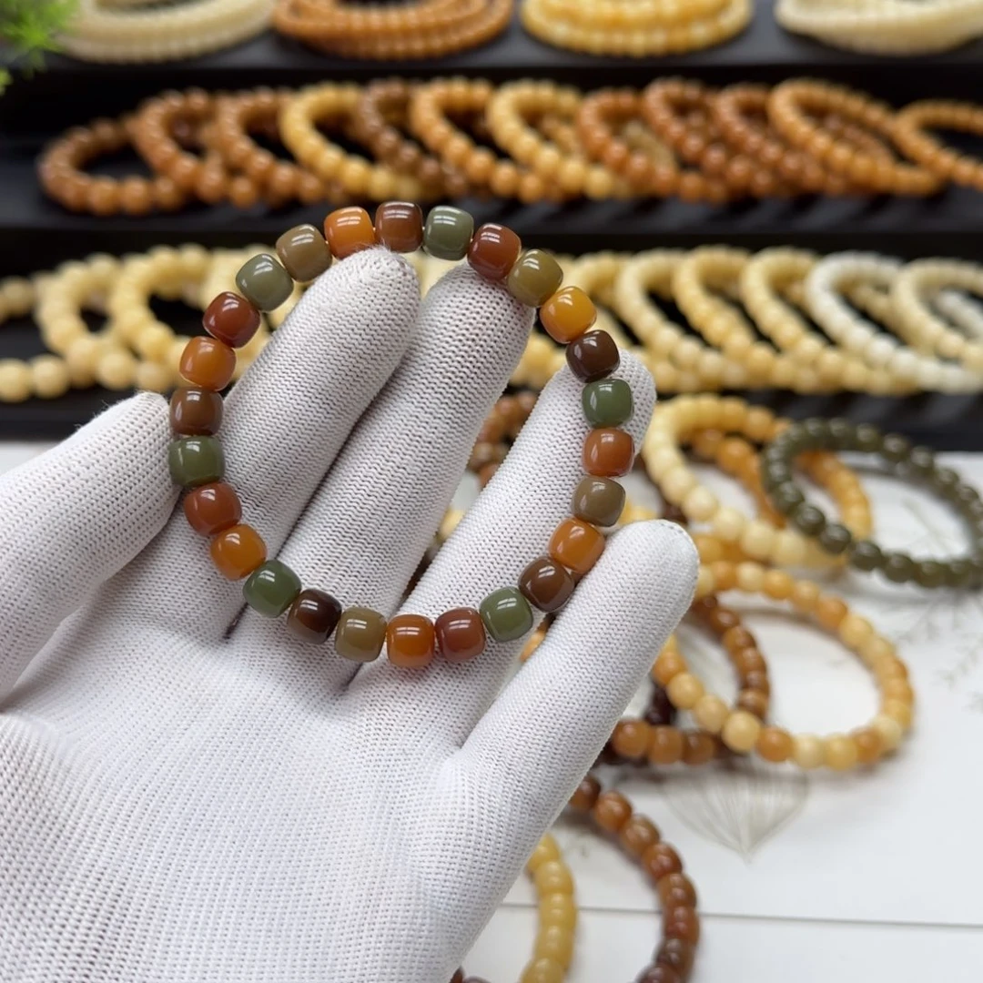 吊坠菩提根/象牙果8*9鬼工 5年