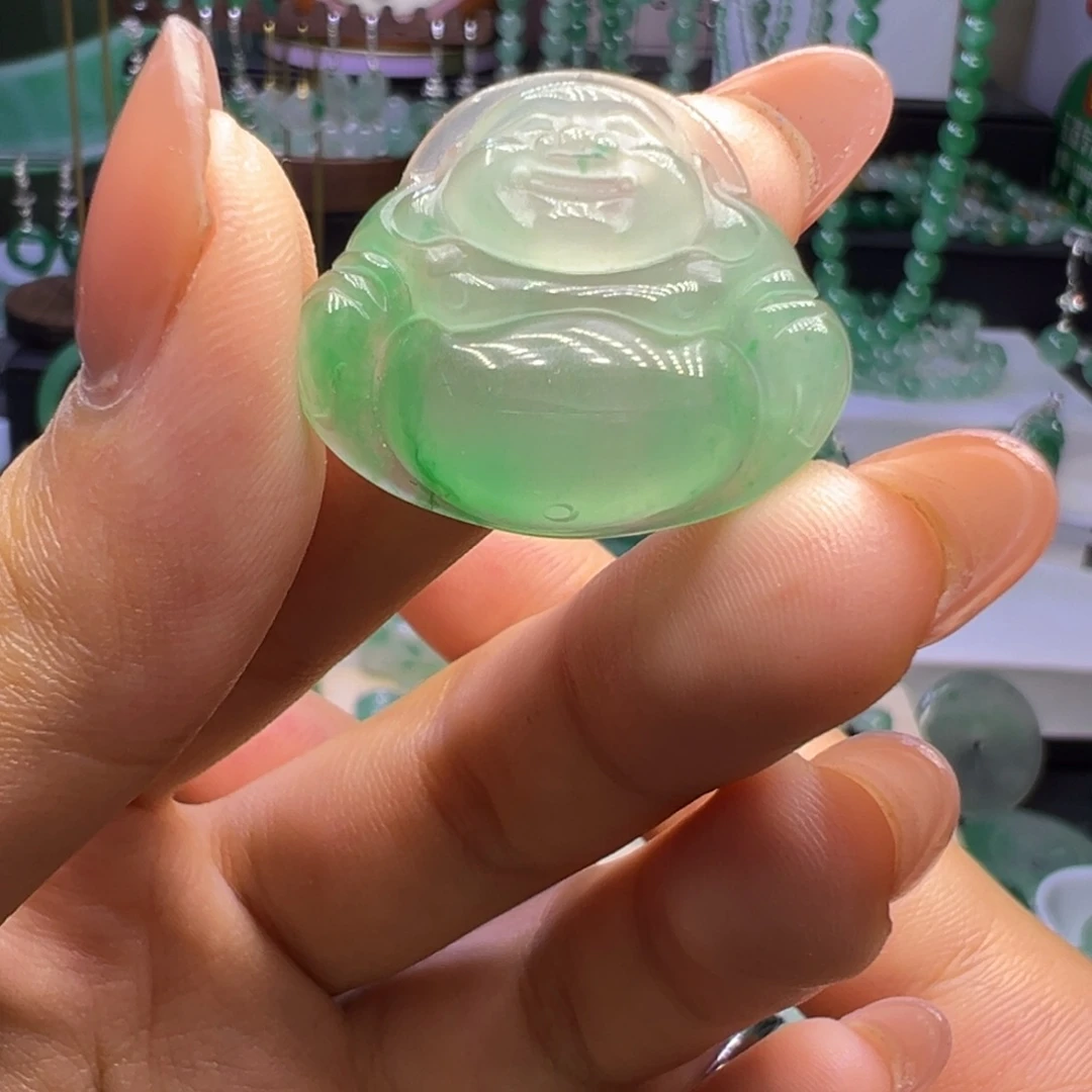 石英质玉（非洲翠）未镶嵌颈饰