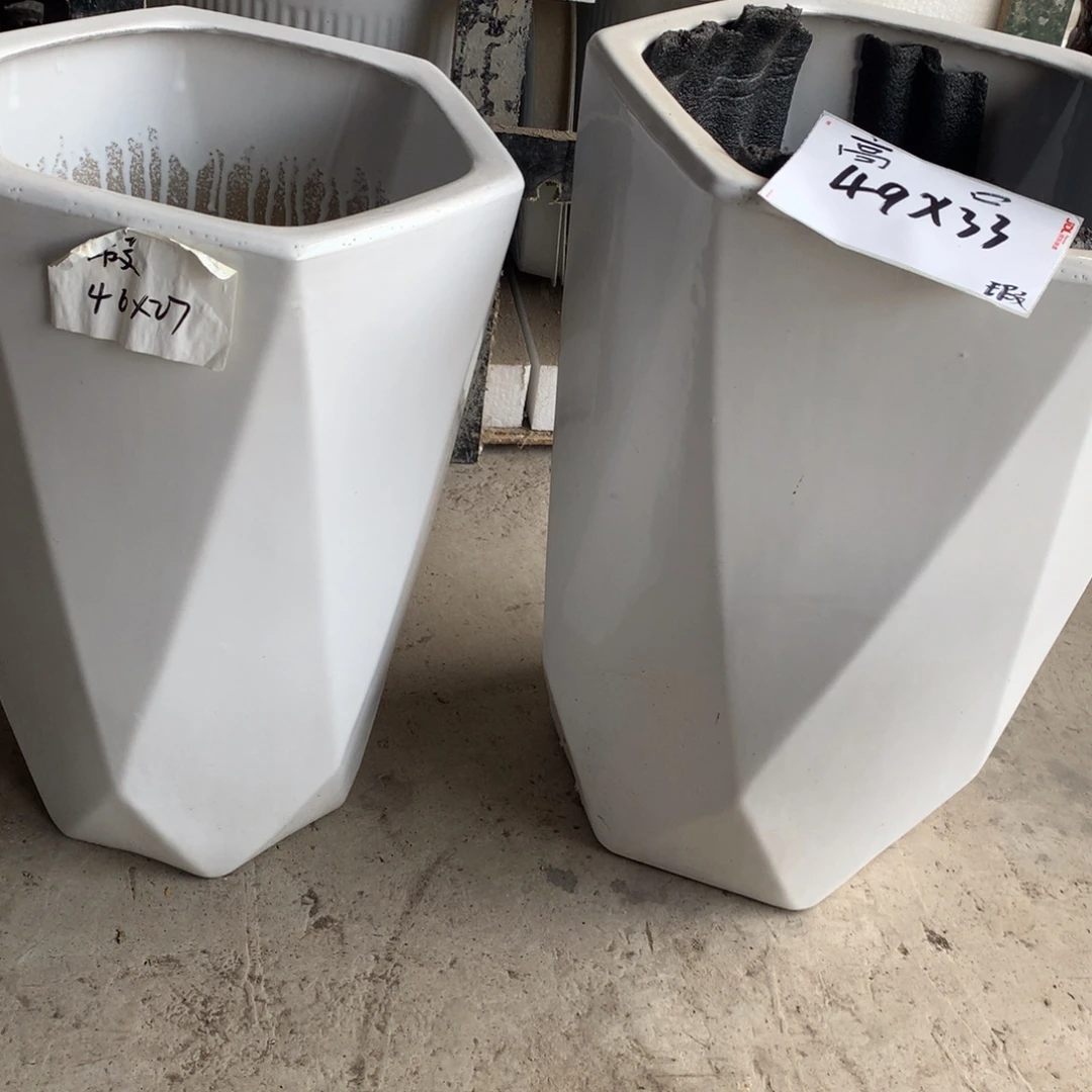 瑕疵高温陶瓷花盆