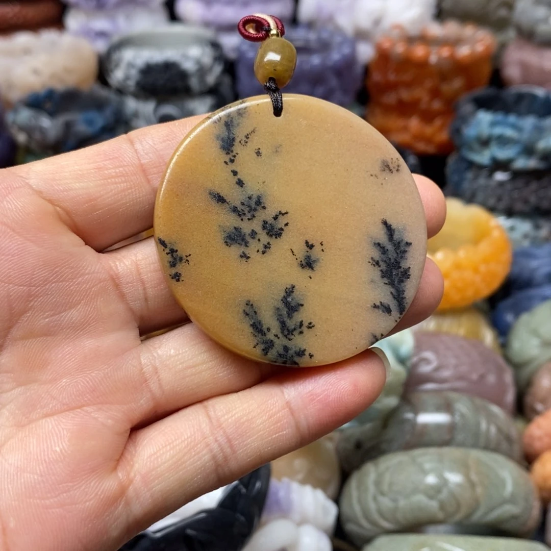 未镶嵌手镯石英质玉（佘太翠）