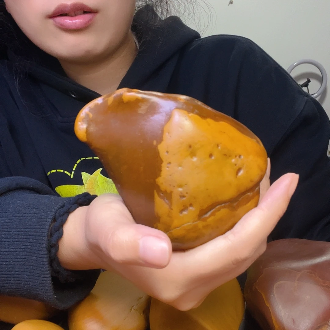 艺***陈黄蜡石确实黄蜡石