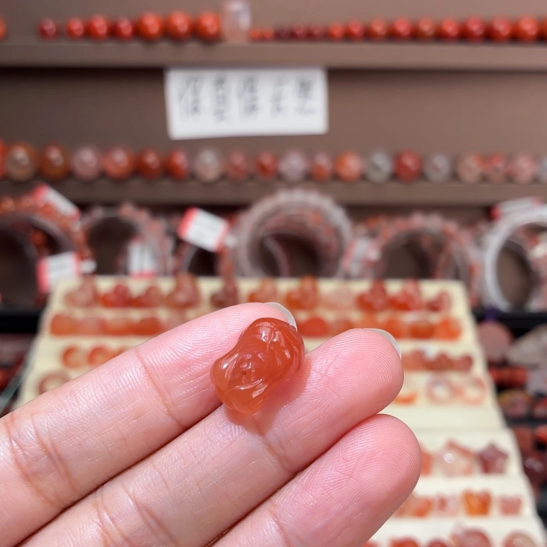 南红玛瑙未镶嵌川料白菜