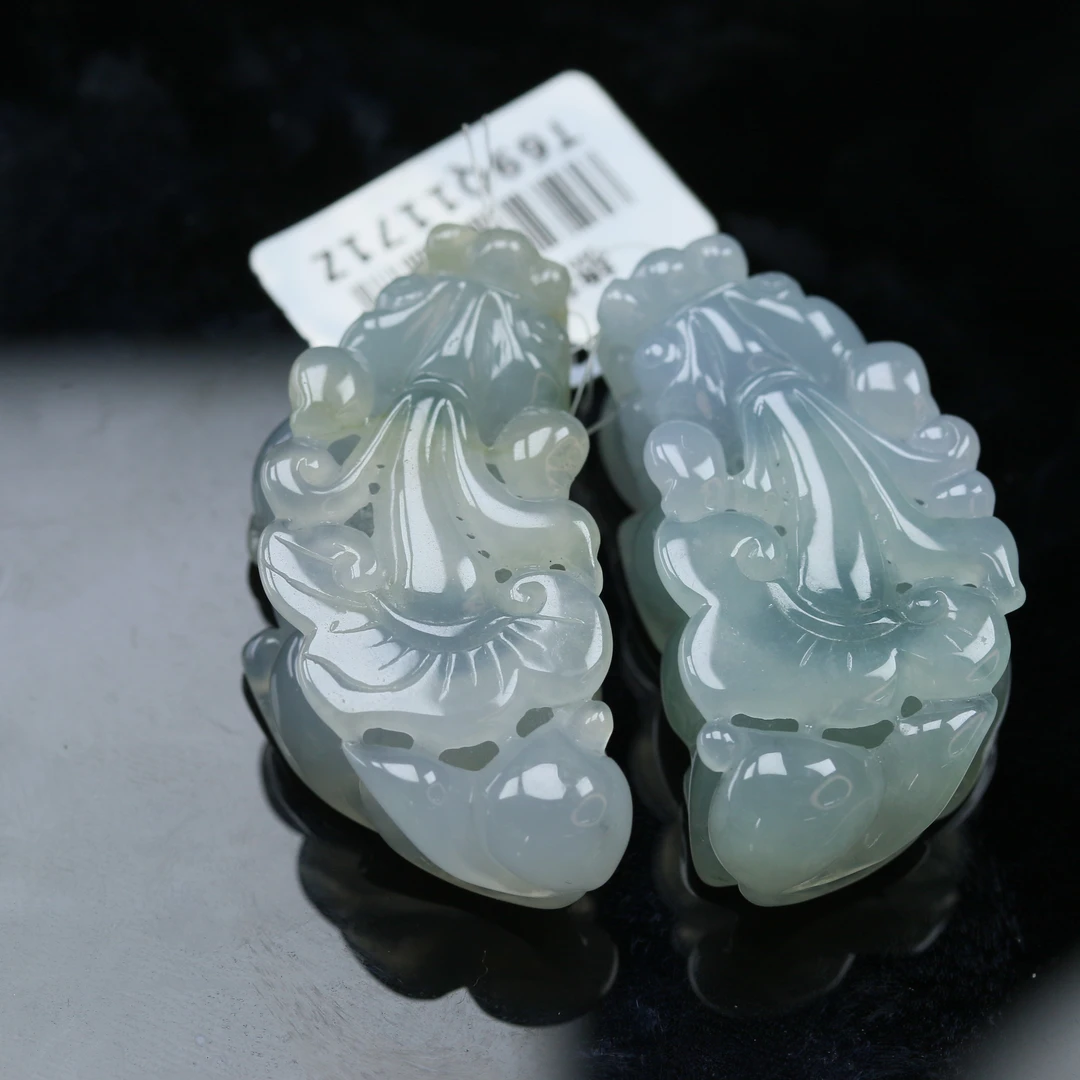 14天然缅甸翡翠A货春彩貔貅/700019/上海嘉禾拍卖
