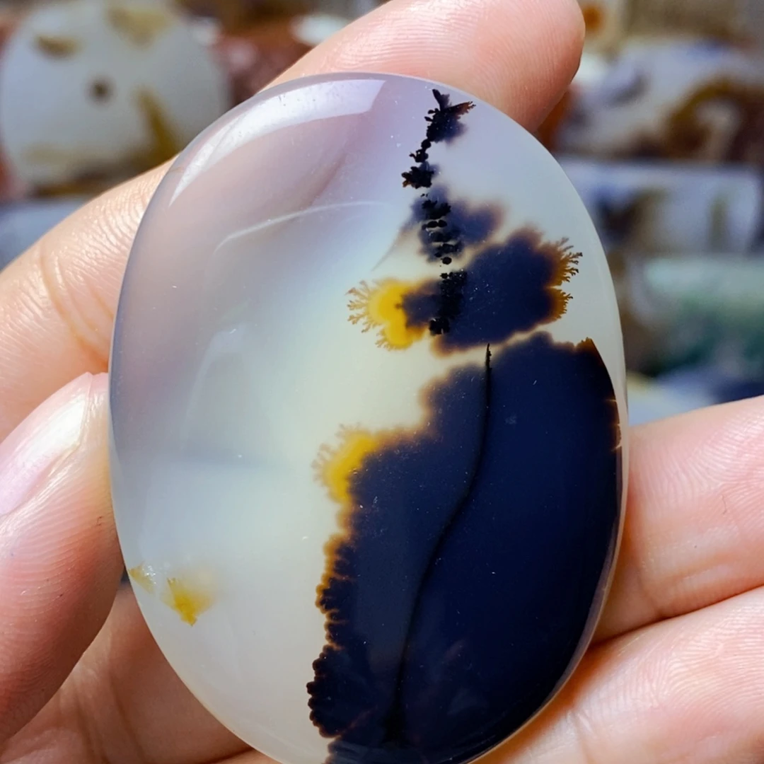 玛瑙/玉髓未镶嵌珠宝半成品