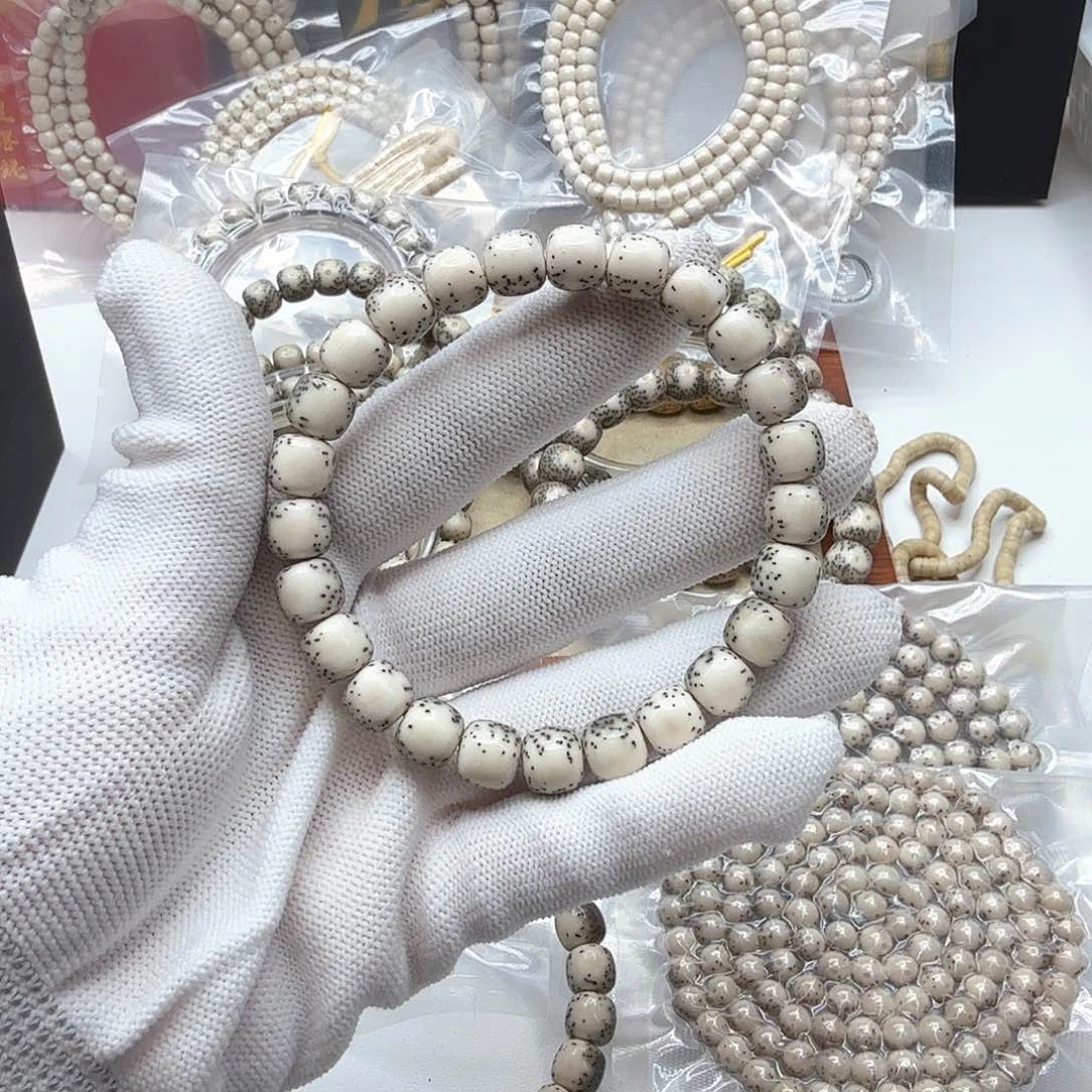 星月菩提吊坠4糯冰河豚 9左右