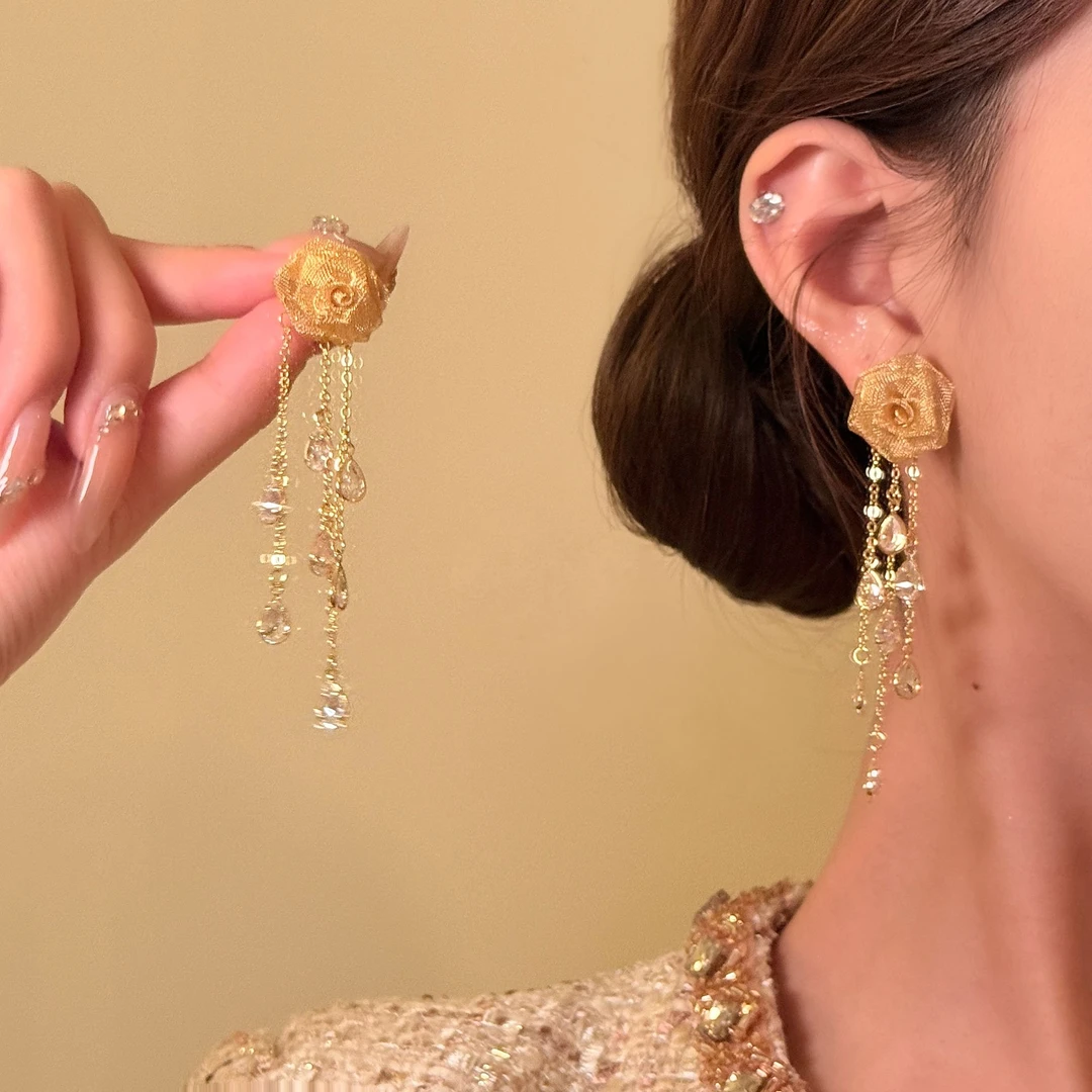 铜合金耳饰 玫瑰花影 气质金色网纱玫瑰花流苏耳环长款高级感耳饰