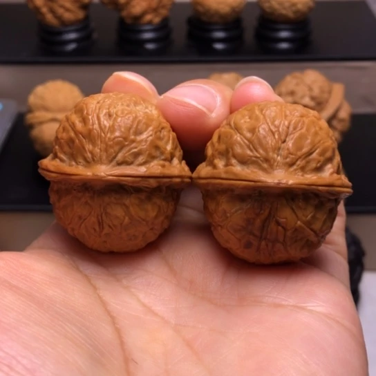 文玩核桃把件乾坤球24