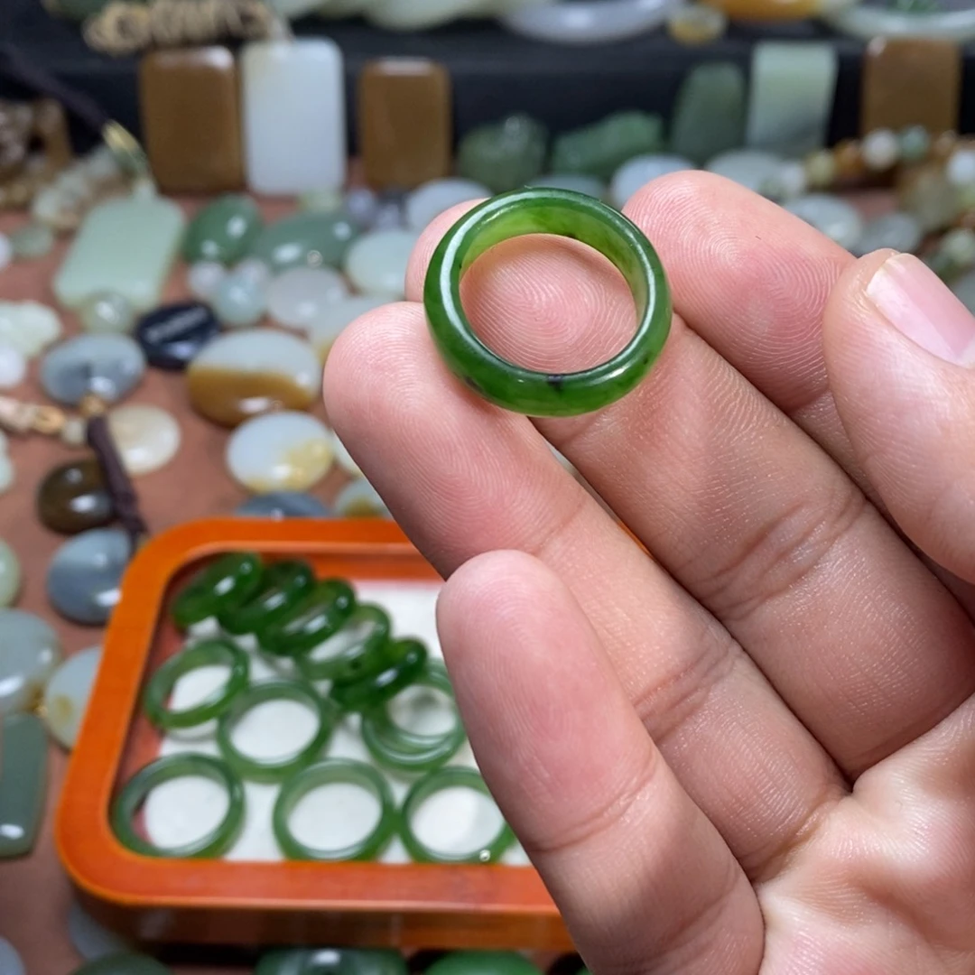 和田玉吊坠(不含链)未镶嵌寻***扬