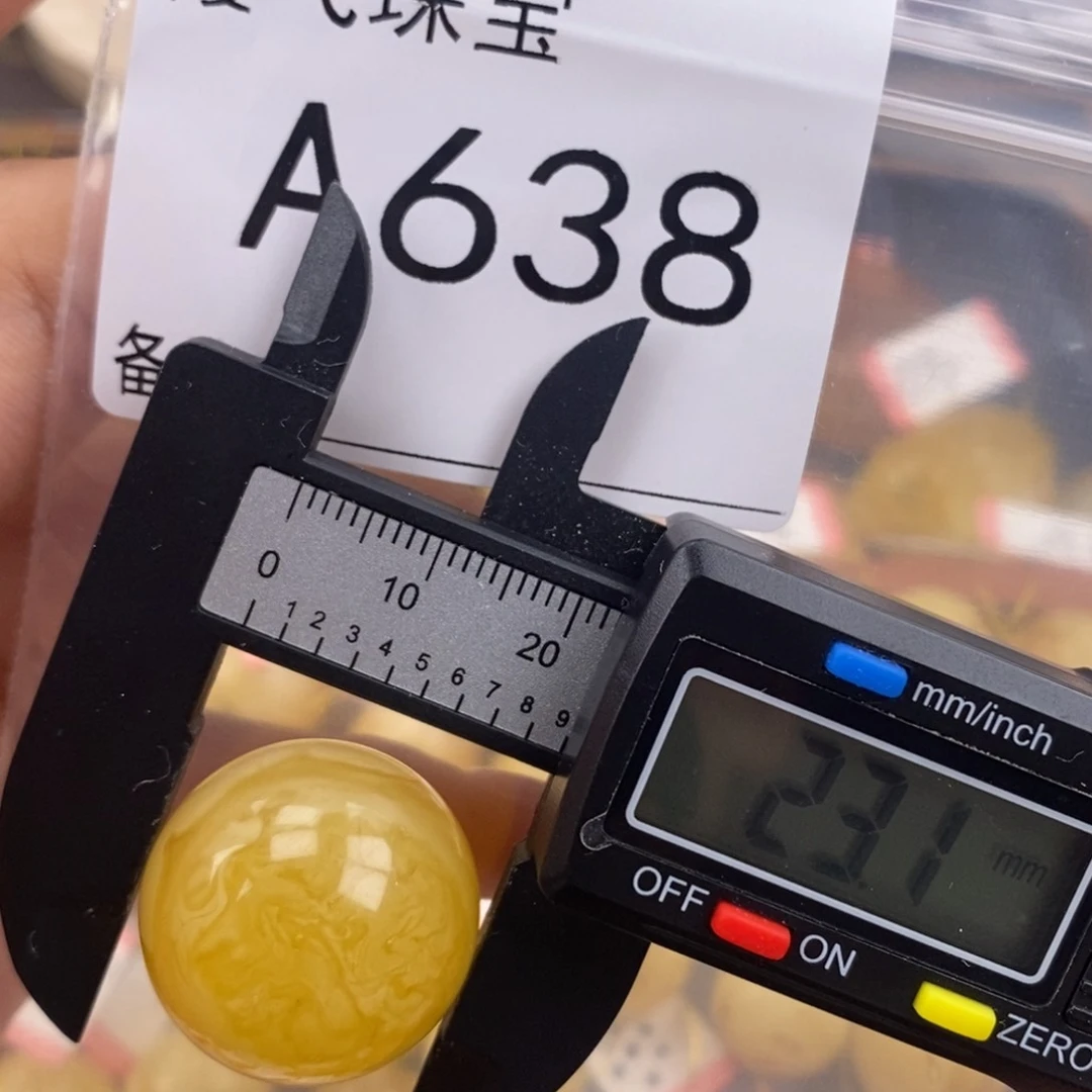 琥珀未镶嵌珠宝奇石23