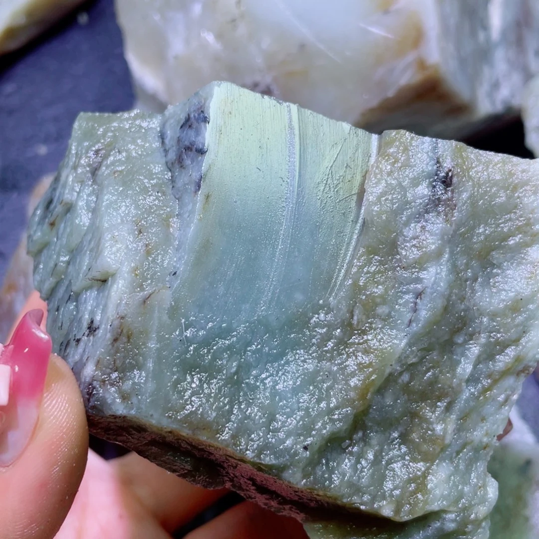 和田玉未镶嵌珠宝半成品