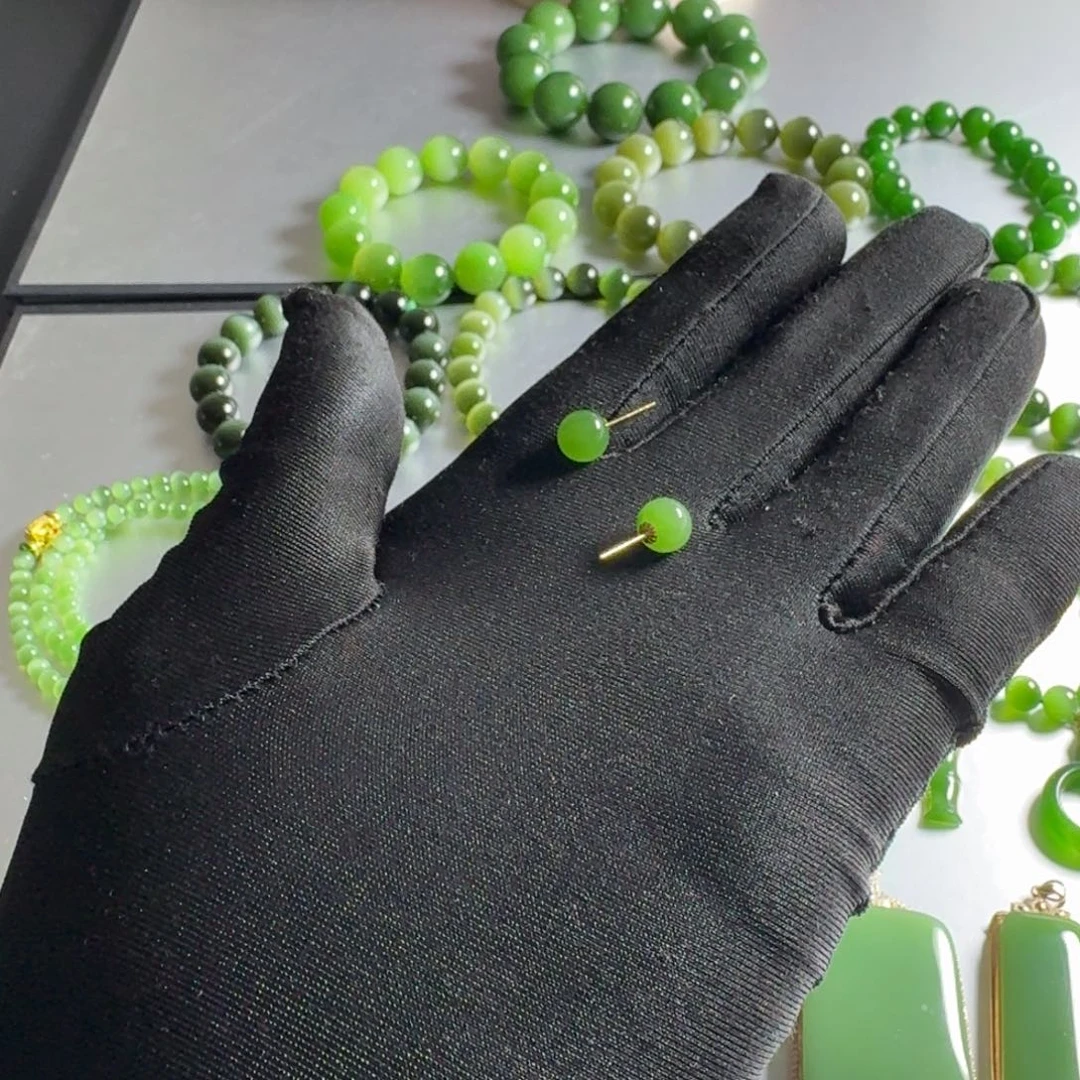 和田玉（碧玉）18K金镶嵌耳饰