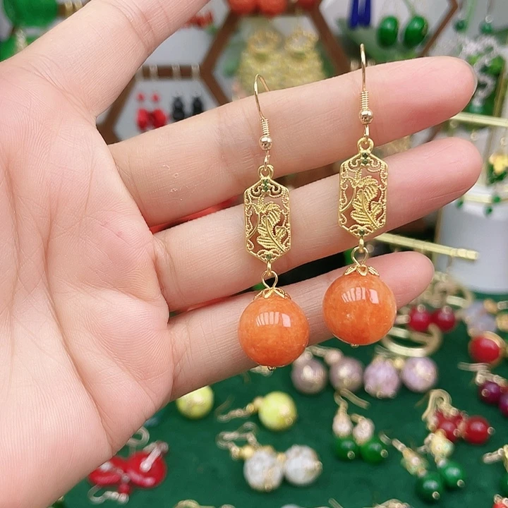 石英质玉合金耳钉