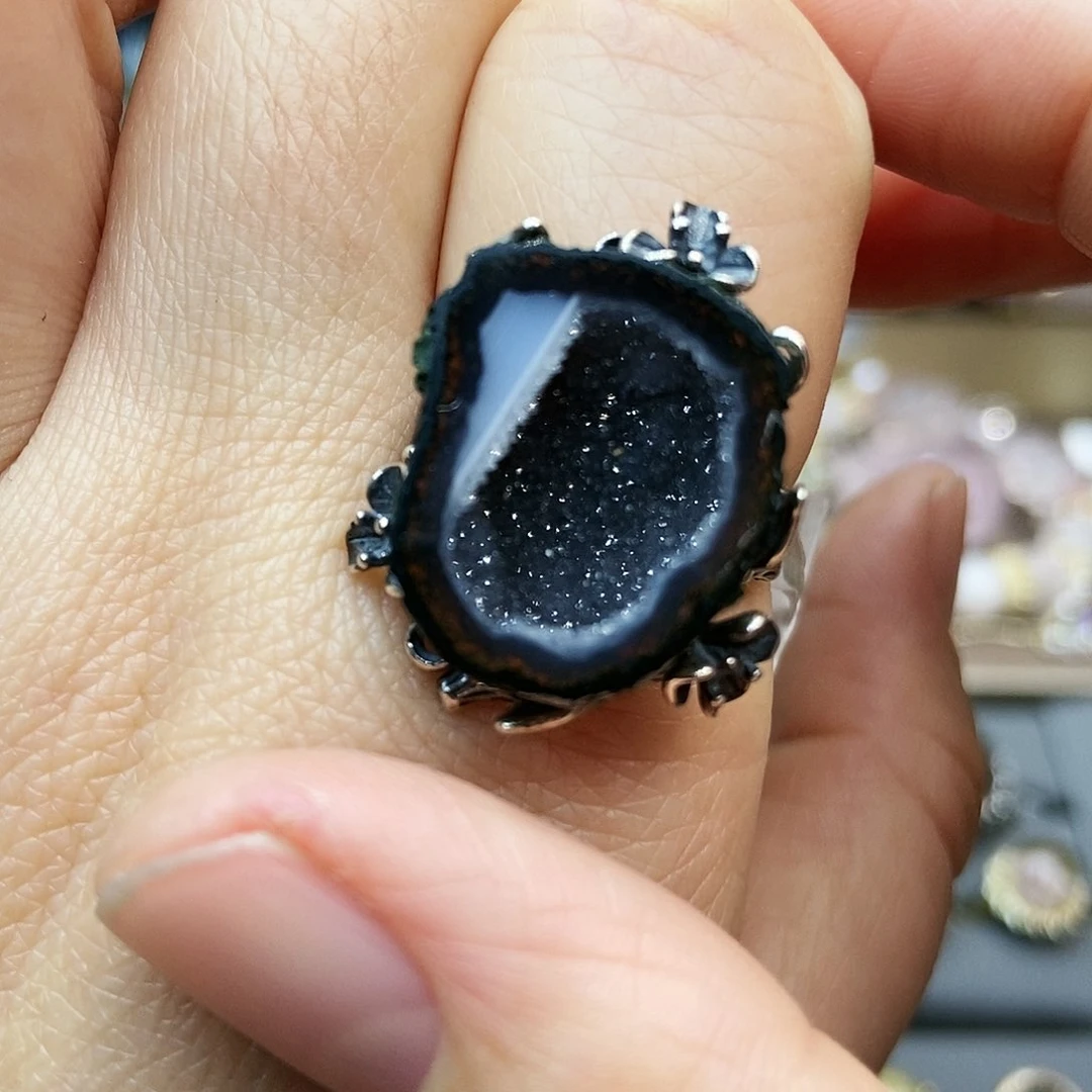 水晶戒指银S925镶嵌二**努