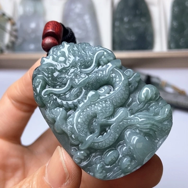 翡翠未镶嵌挂件翡翠