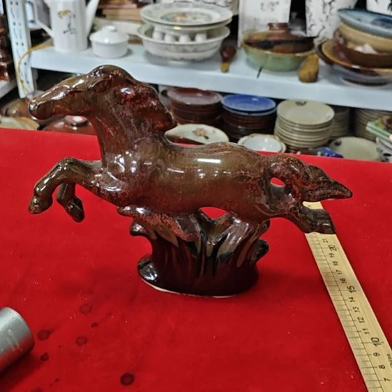 瓷片瓷器，瓷片，沙锅，各种摆件！