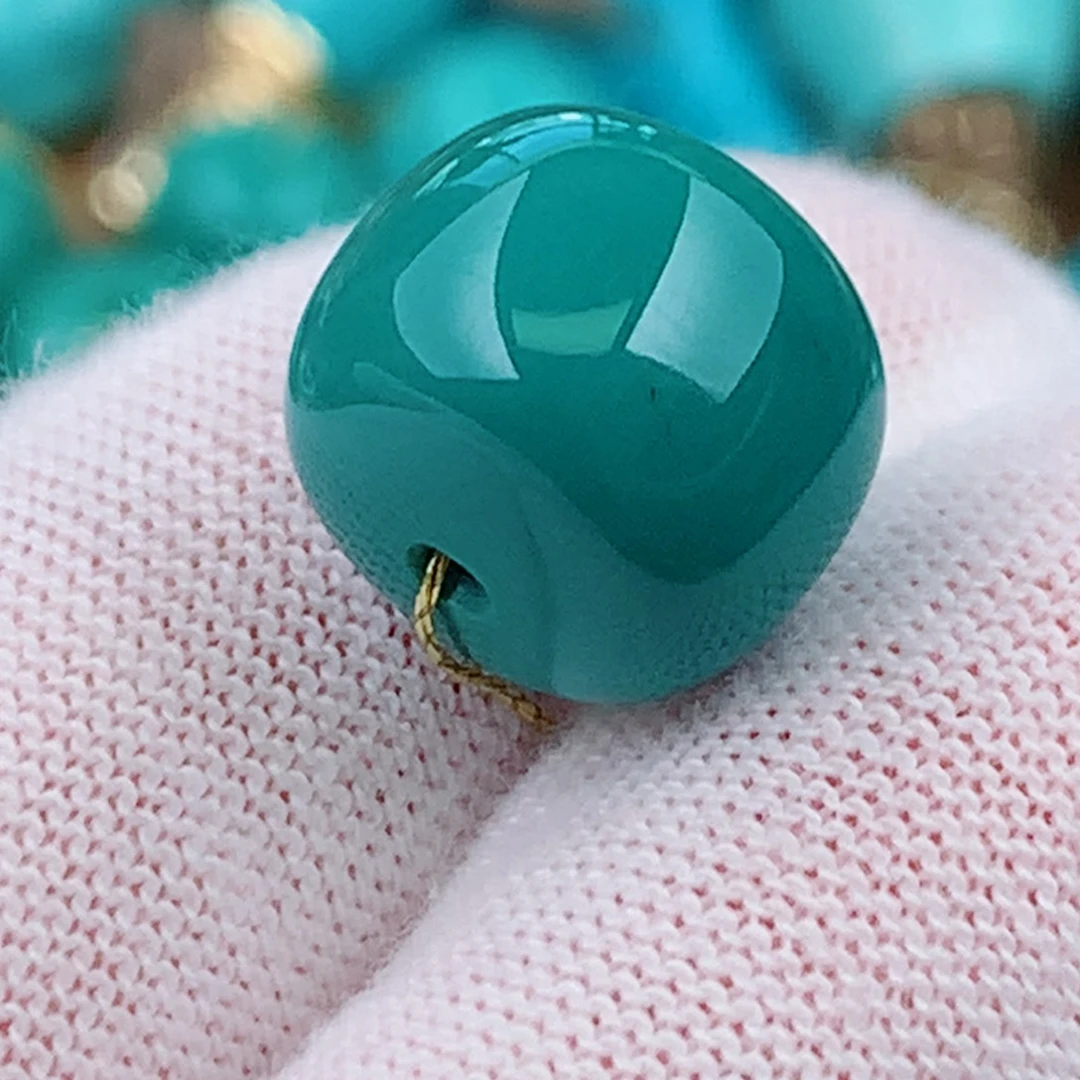 绿松石未镶嵌珠宝奇石12.6mm