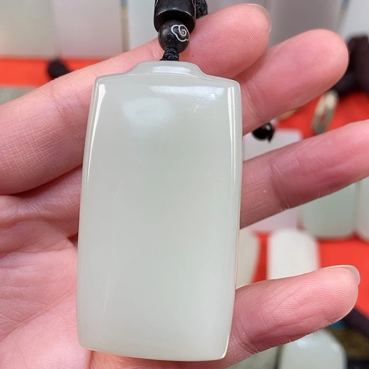 【闪购商品】颈饰未镶嵌和田玉