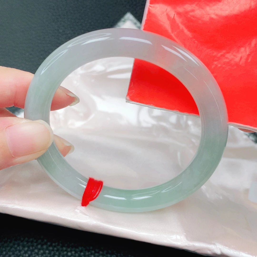 翡翠未镶嵌手镯54圈