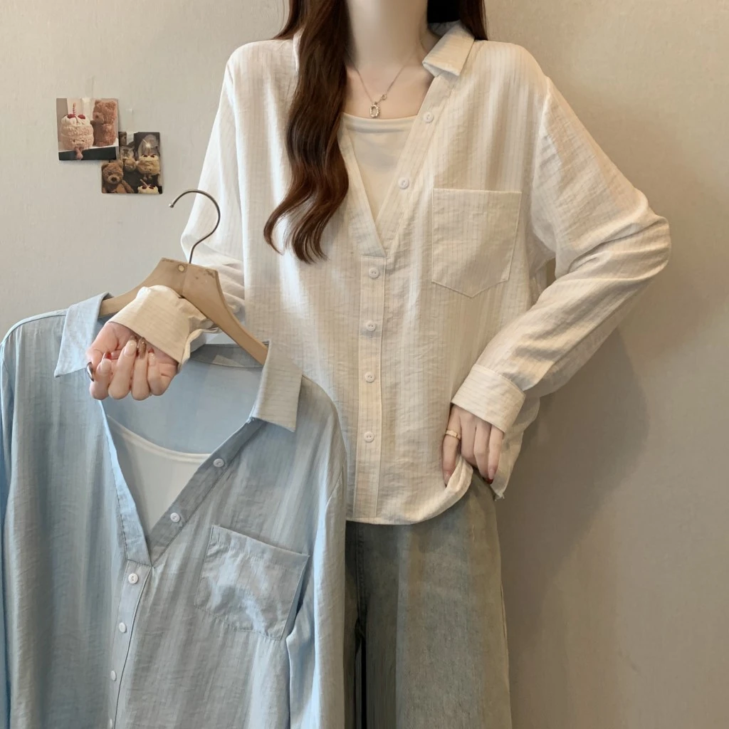 大码新款休闲条纹长袖衬衫春季高级感白色衬衣假两件遮肉显瘦上衣