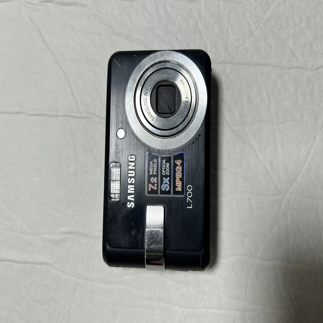 三.星L700数码相机，720万像素，正常使用痕迹，功能一切正常，v9