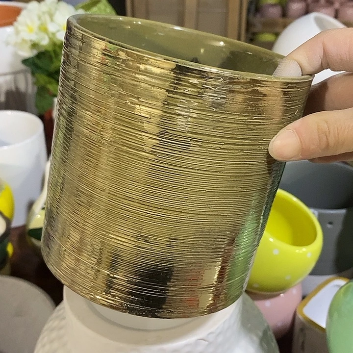 摆件陶陶盆有孔 瑕疵介意勿拍