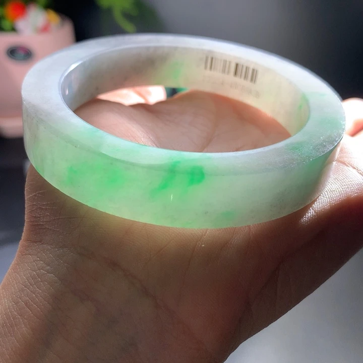 未镶嵌手镯定制翡翠