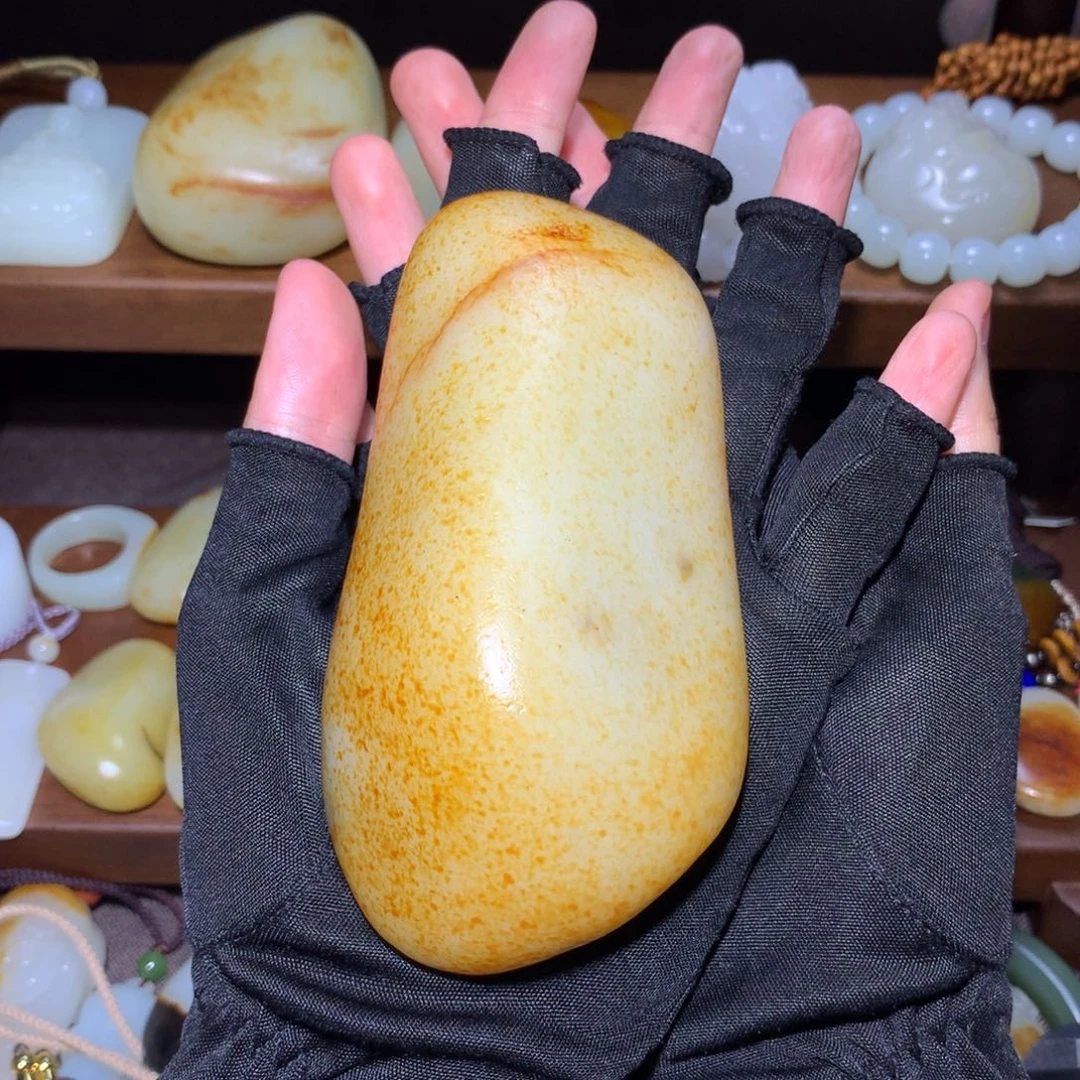 S***°和田玉未镶嵌颈饰