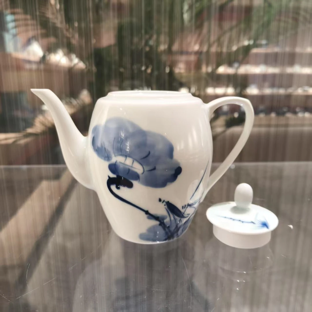 景德镇陶瓷青花美人壶