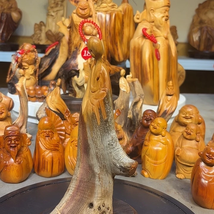 柏木太行崖柏无相佛