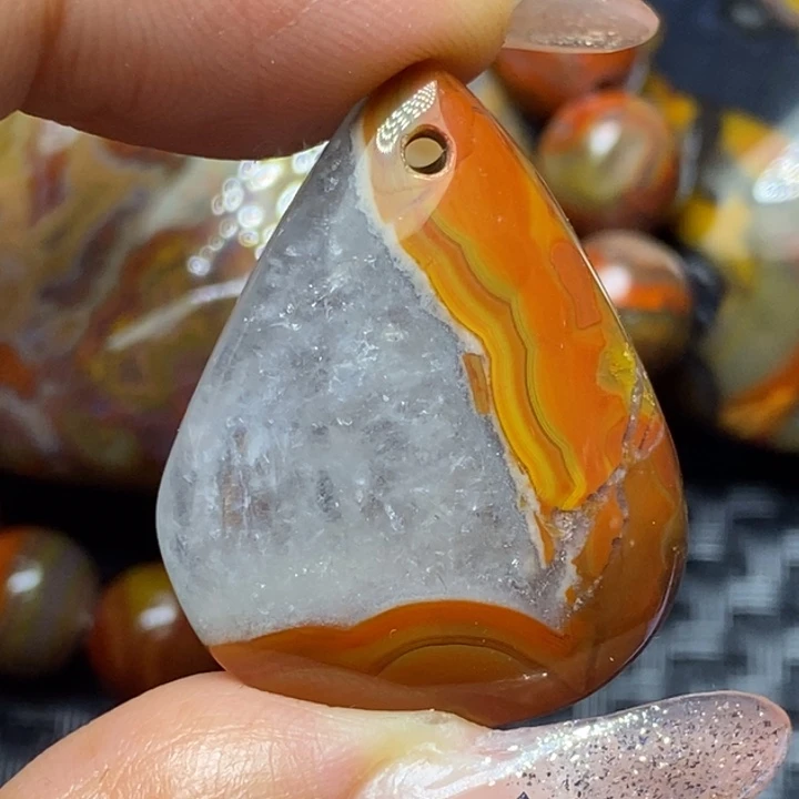 玛瑙/玉髓颈饰未镶嵌